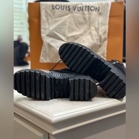 Louis Vuitton Desert Boot - Picture 5 of 6